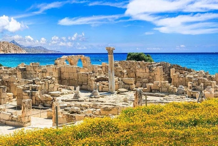 Ancient Kourion, Kolossi Castle, Omodos & Winery Tour