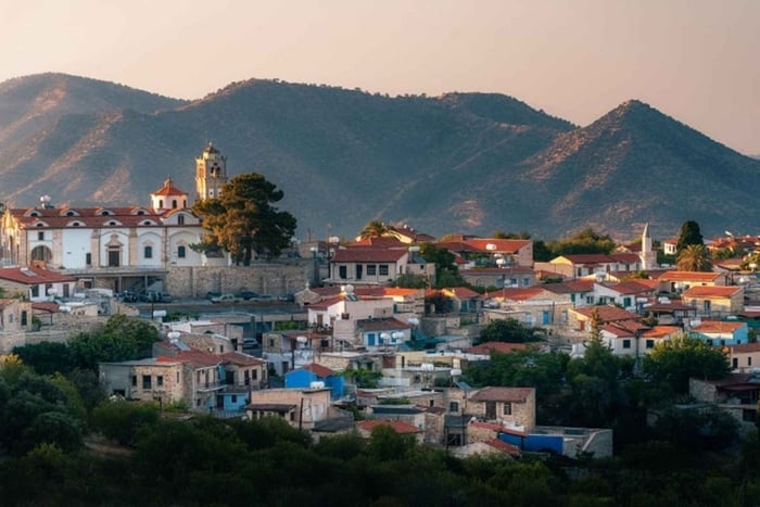 From Larnaca: Meet the Locals of Lefkara