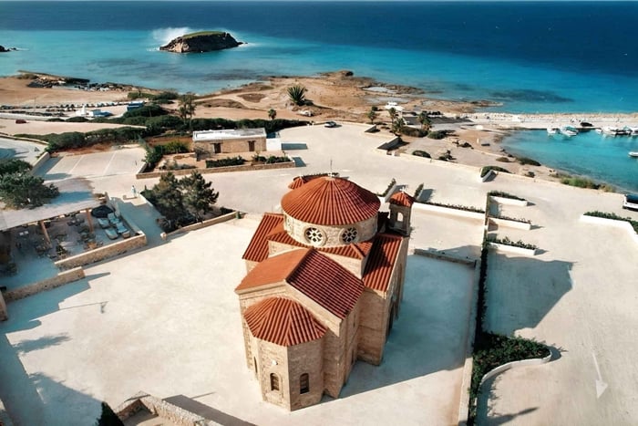 From Paphos: Sea Caves, Baths of Aphrodite, and Wine Tour