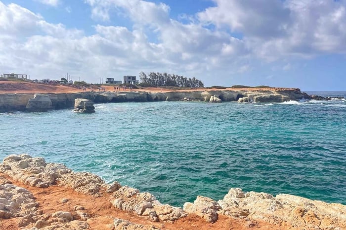 Full-Day Tour Shipwrecks Blue Lagoon and Sterna Winery