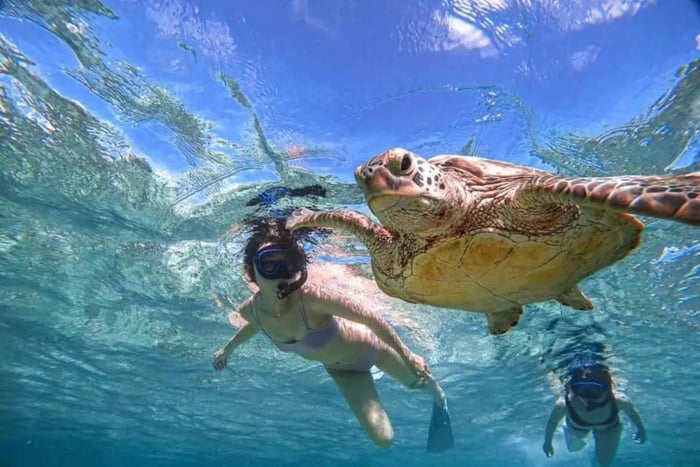 Limassol: Veneretki, johon sisältyy opastettu Seabob- ja snorklausretki