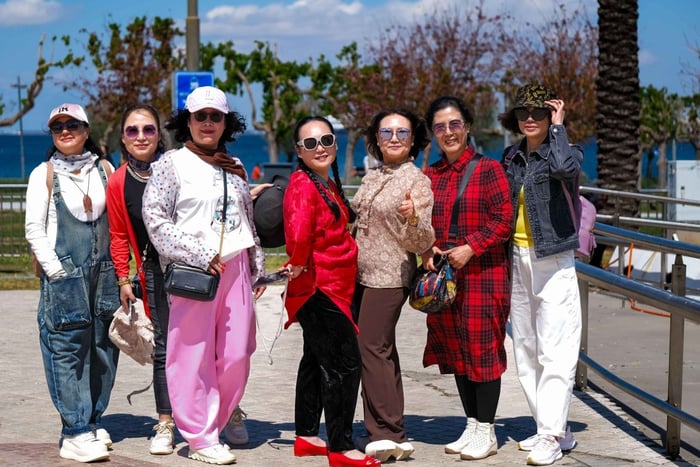Limassol: Private Walking Tour with a Local