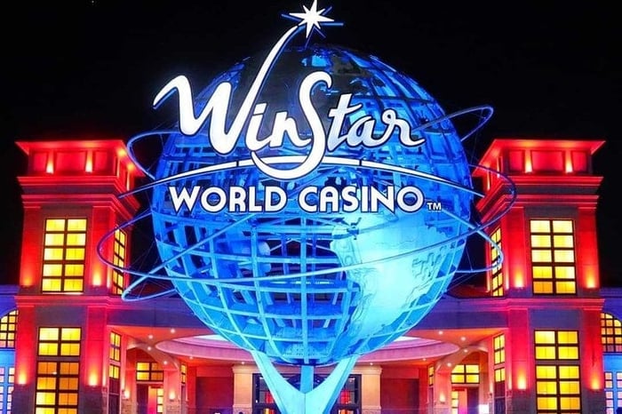 WinStar Casino Private Luxury Limousine from Dallas
