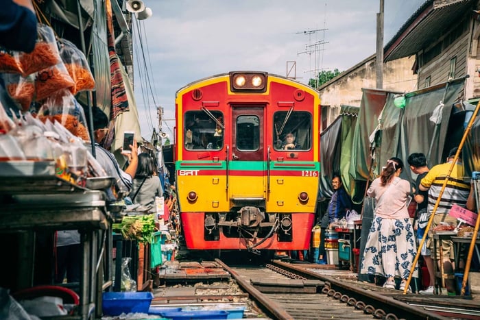 Bangkok: Ayutthaya, järnväg och flytande marknader – dagsutflykt