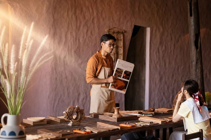 Da Nang: Wood Carving Workshop with Craft Village Tour