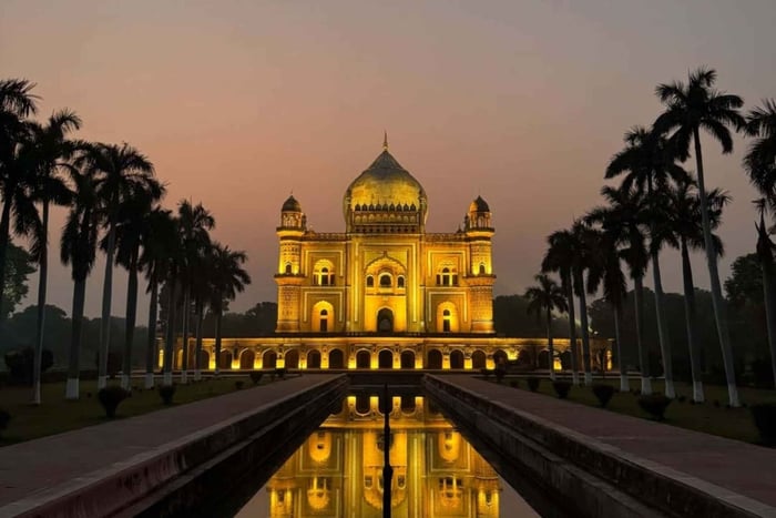 Evening City Tour with Private Guide By Car