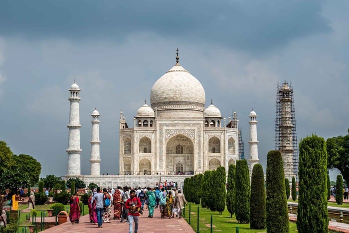 From Delhi - 3-Day Taj Mahal & Varanasi Spiritual Tour