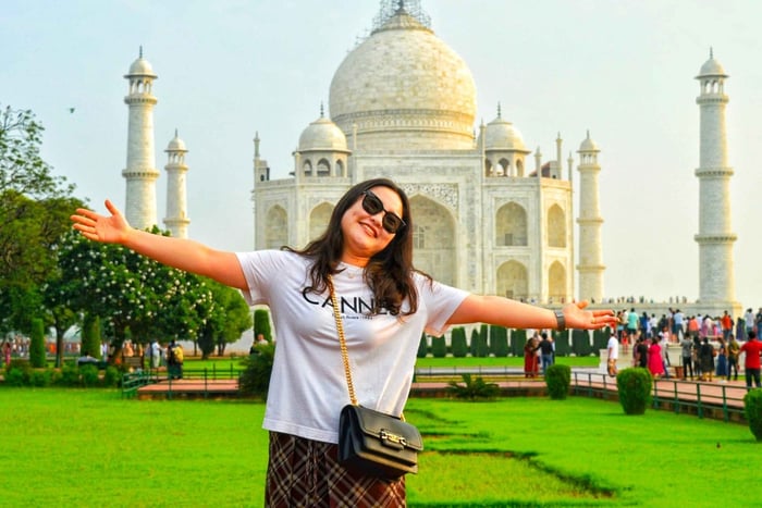 From Delhi - Sunrise Taj Mahal, Baby Taj & Agra Fort Day Trip