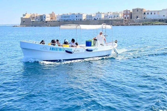 Gallipoli: AmareMare Boat Tour with Aperitif and Snorkeling