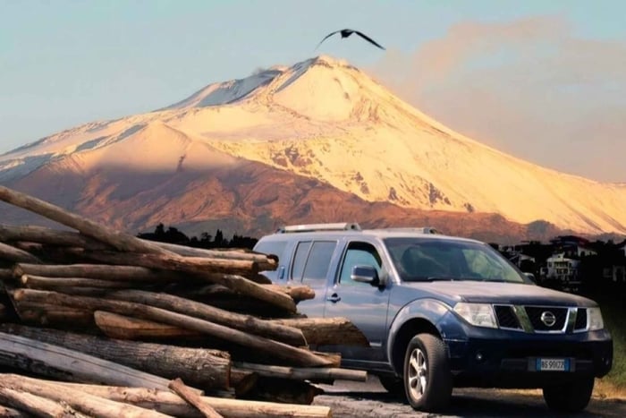 Etna: tour en jeep, cuevas de lava, senderismo y degustación de vinos
