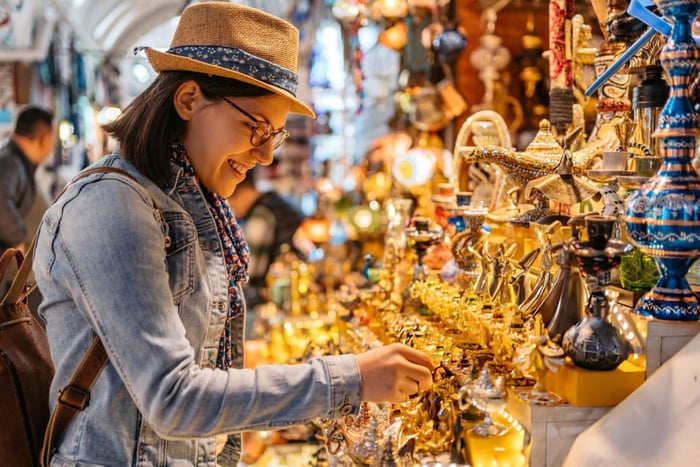 Privat shoppingtur med kvinnlig/manlig guide