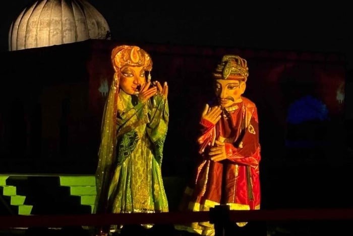 Red Fort Light & Sound Show With Skip The Line Entry