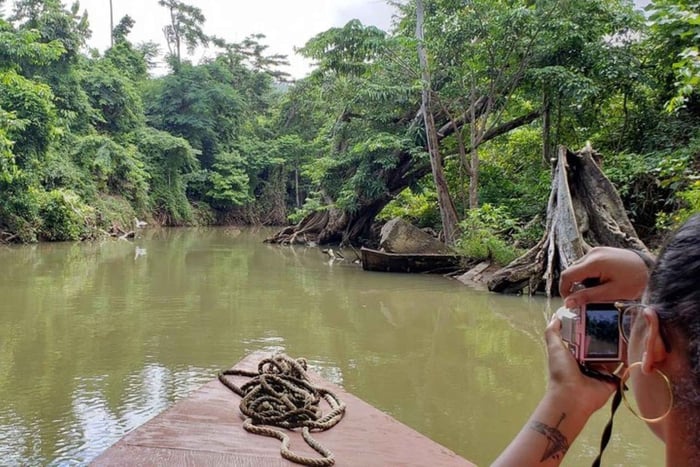 Roseau: Indian River und Fort Shirley Tour mit Mittagessen