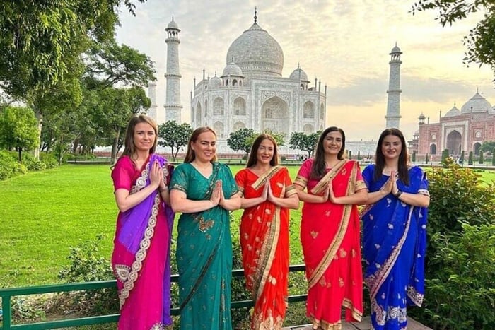 Vanuit luxe dagtour Taj Mahal & Fort van Agra
