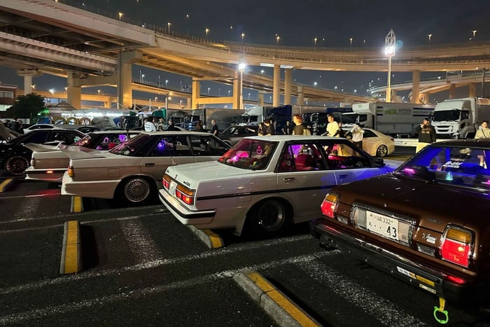 Tour de cultura JDM y «drift» en Tokio con Liberty Walk y Daikoku PA