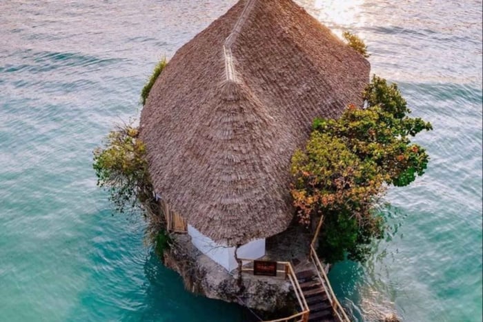 Zanzibar: Jozani-skogen, Salaam-hulen og The Rock Restaurant