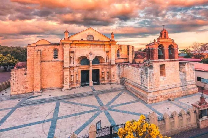 De Punta Cana: Cidade Colonial de Santo Domingo e Museu da Gastronomia