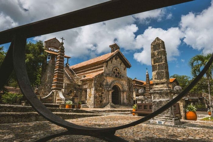Private La Romana Cultural Cave & Cigar Experience