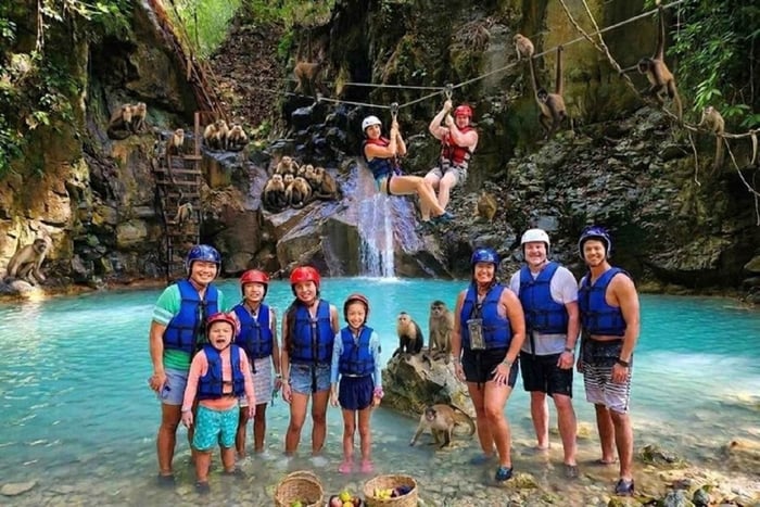 Puerto Plata: 7 watervallen, zipline en apenreservaat