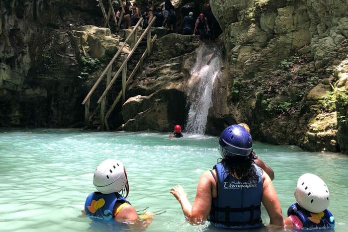 Puerto Platassa: Plata: Damajagua Waterfalls Tour