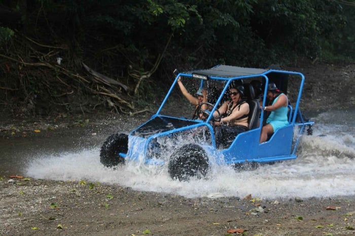 Puerto Plata: Jogo de Aventura de Buggy na Selva e Sentidos Ancestrais
