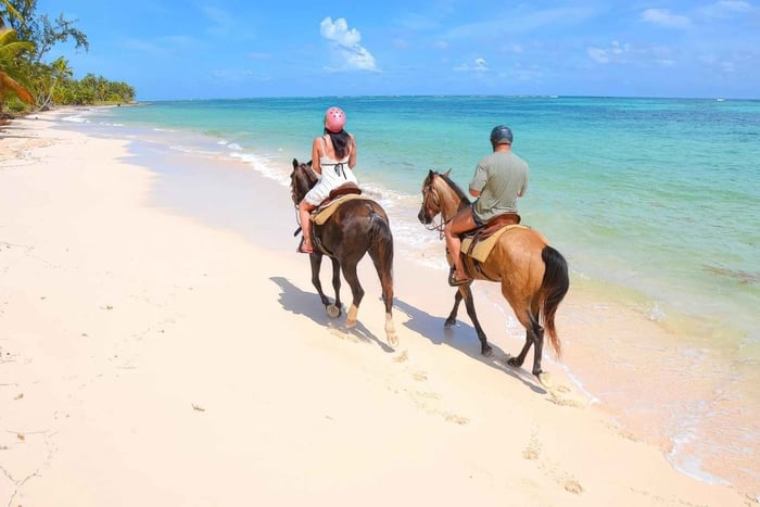 Punta Cana Adventure : buggy, promenade à cheval, grotte Taina et animation