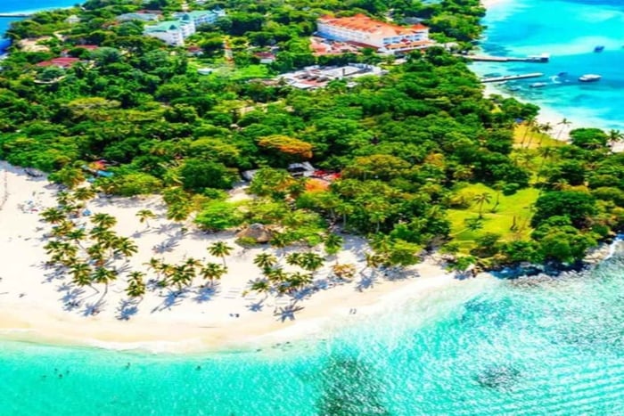 Punta Cana: wycieczka pojazdem ATV z plażą Macao i pływanie w Błękitnej Jaskini
