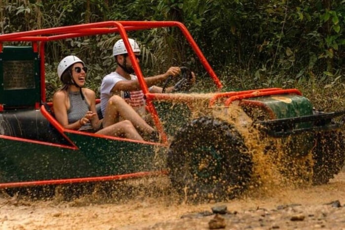 Punta Cana: Passeio de Buggy ou Polaris, Praia de Macau e Caverna Taíno