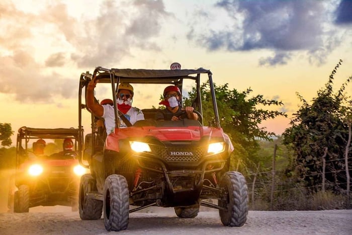 Punta Cana: Buggy-retki Cenote-uimalla ja illallisella