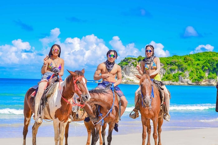 Punta Cana: Horseback Ride on Macao Beach