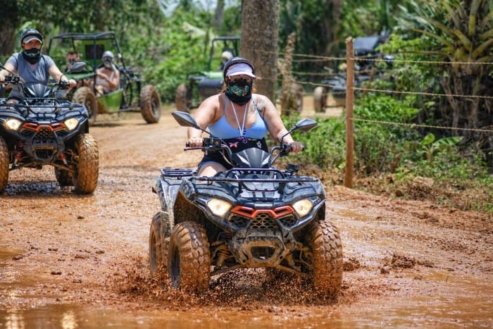 Punta Cana: Playa de Macao y Aventura en quad por la Cueva Taína