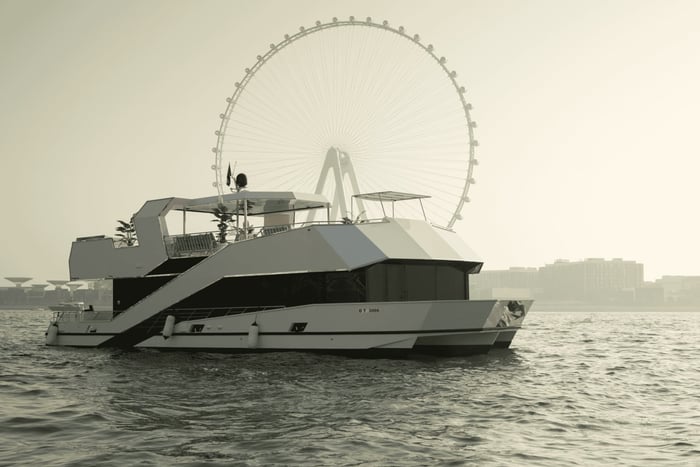Dubai: 03 Hours Sunset Cruising w/ Live BBQ Onboard