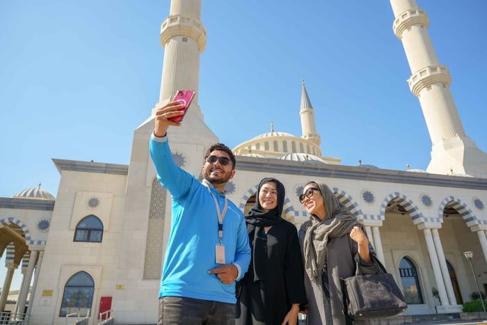 Dubai: Half-Day City Tour with Blue Mosque, Creek, and Souks