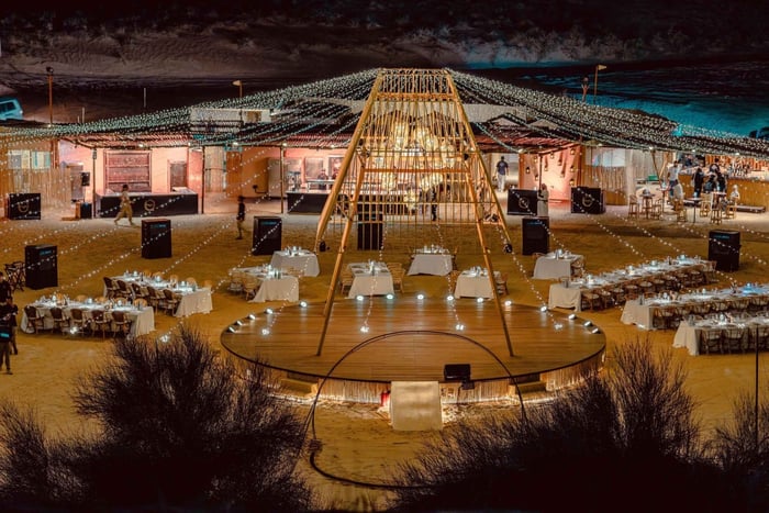 Dubai: Sonara Camp, tramonto e cena, spettacoli e attività