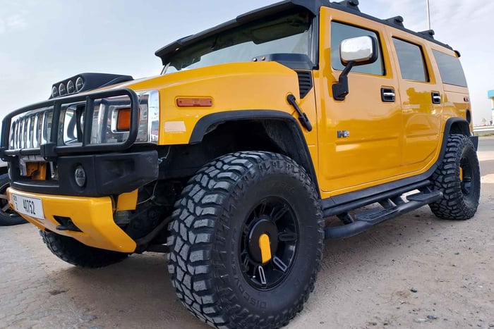 Golden Sands & Glamour: Hummer Safari with Photoshoot