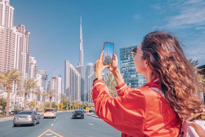 Half-Day City Tour of Old & New Dubai with Abra Ride