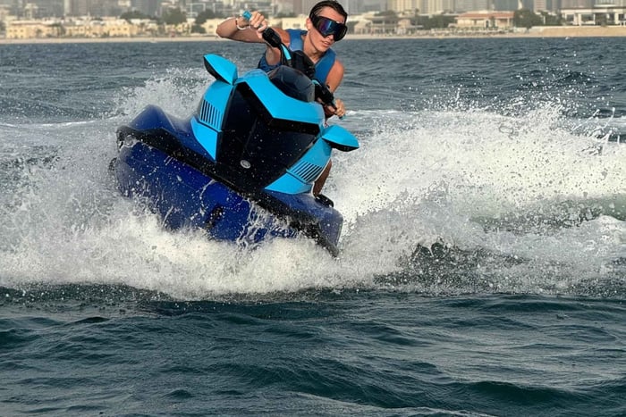Dubai - en tur med jetski Jetskidtur till Burj Al Arab med foton och videor