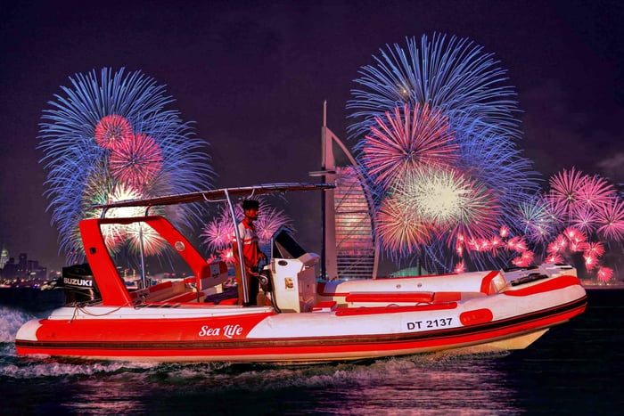 Rondvaart met gedeeld vuurwerk op oudejaarsavond