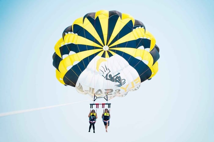 parasailing sul Golfo Persico