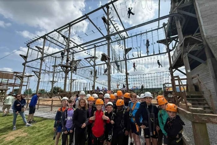 Karnet do Adventure Tower z parkiem linowym i tyrolką