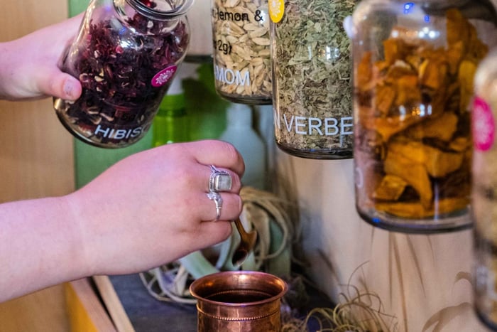 Dublin Express Gin & Vodka School Tislaa oma pullollinen