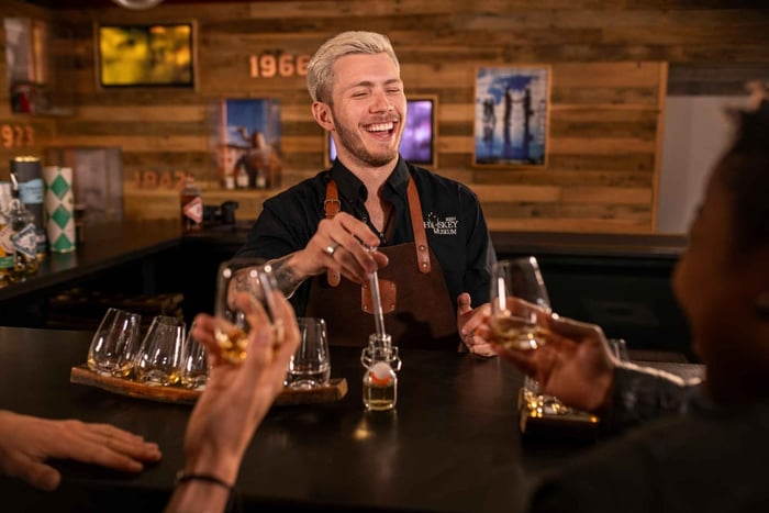 Dublin: Irish Whiskey Museum Blending Tour med smagsprøver