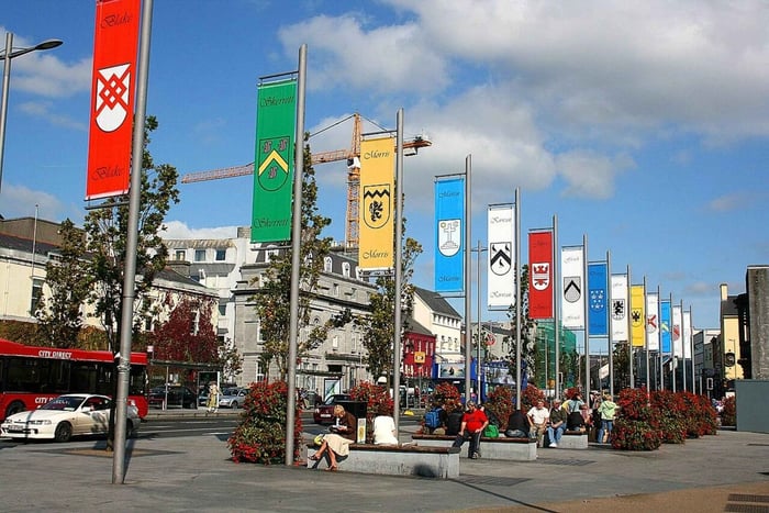 Private Day Tour: Galway, Athlone & A Traditional Irish Farm