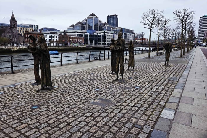 The Dockland History and Music Tour