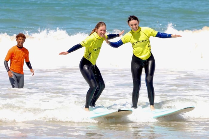 Jeffreys Bay: Lær å surfe i gruppe