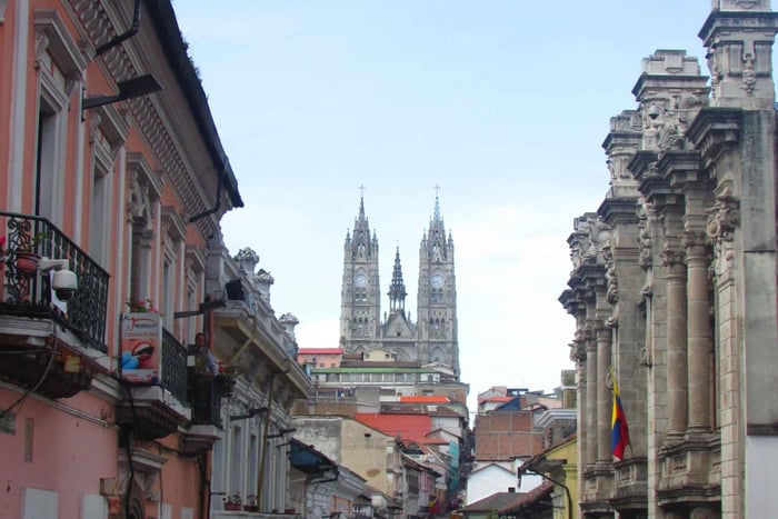 Quito: Architecture, Art and Gastronomy Tour