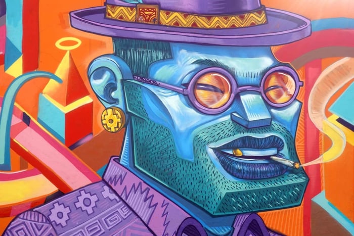 Quito: Tour guidato di arte di strada con cocktail locali