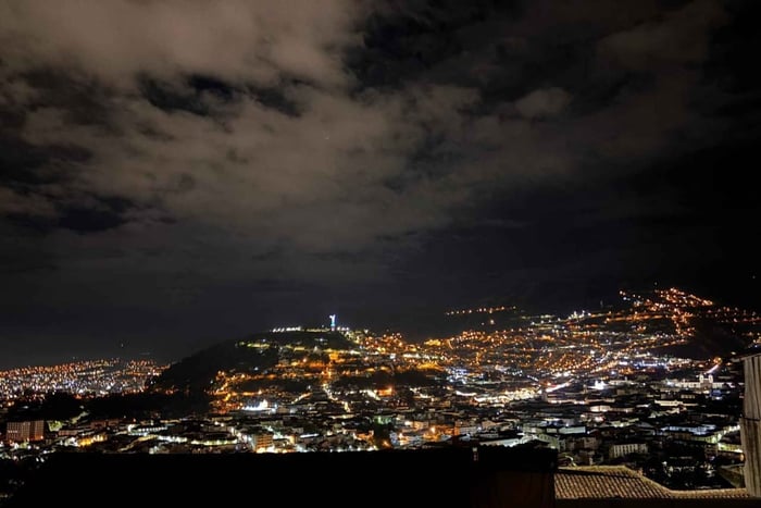 Quito: Bar no terraço no centro histórico com 2 horas de open bar
