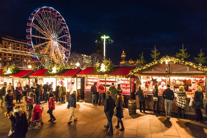 Mercado de Natal de Edimburgo e passeio a pé pela Cidade Velha