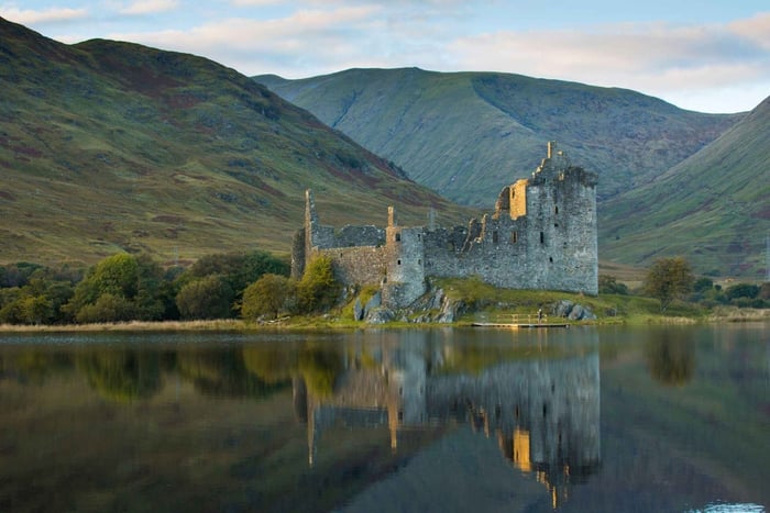 From Edinburgh: West Highlands, Castles & Lochs Day Tour